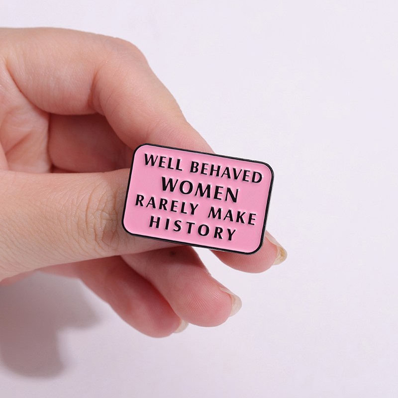 เข็มกลัดติดเสื้อของผู้หญิงที่ม - Jewelry Making History บทวิจารณ์และราคา